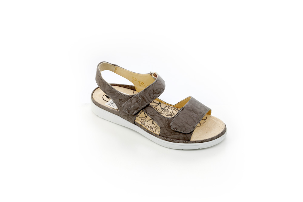 Sandale, Farbe braun, Klettverschluss, Weite G, Finn Comfort, weiches Fußbett